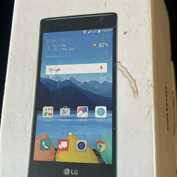 Two LG K8 V cell phones. One is used the other is brand new. - Picture 5 of 6